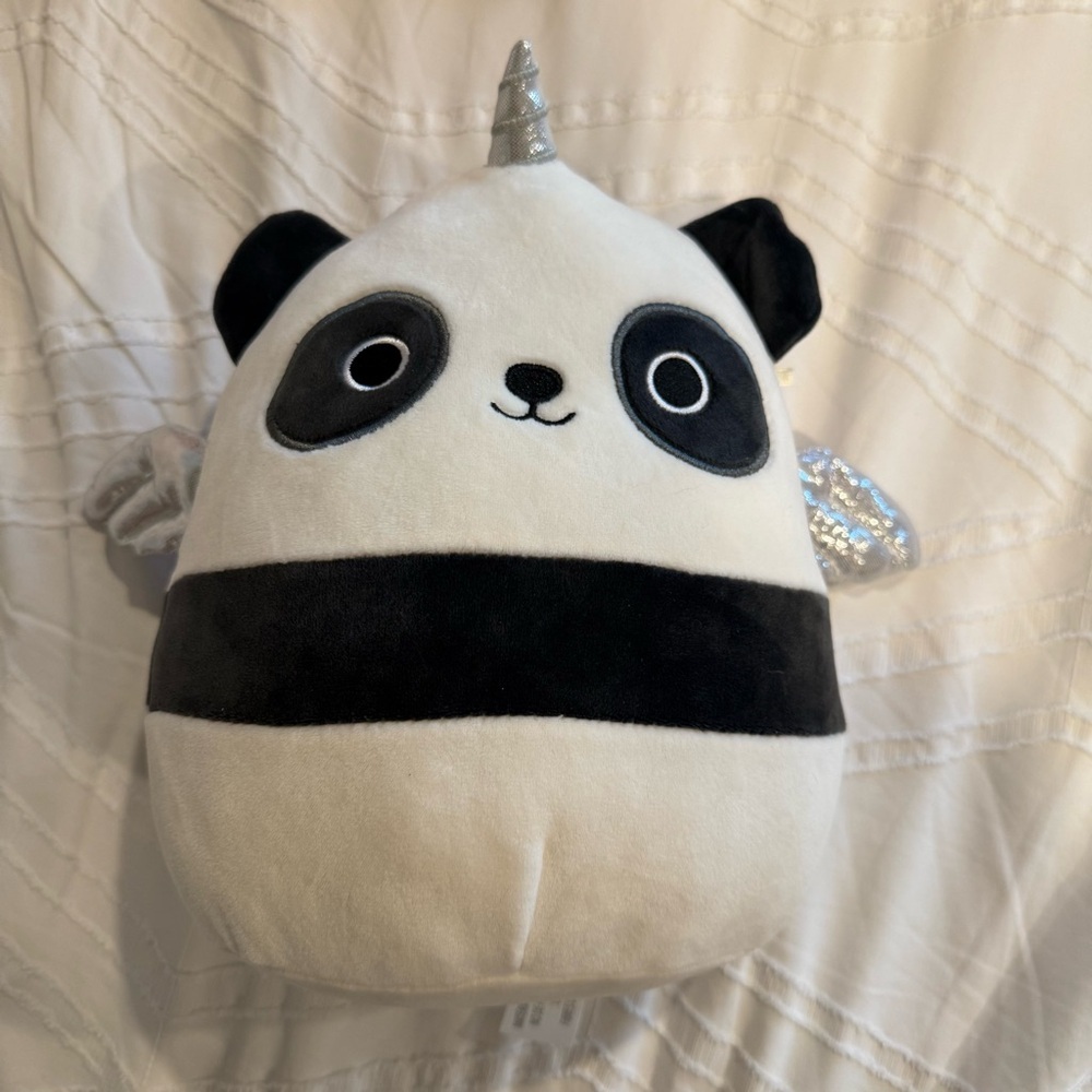 ❤️Squishmallows - Black White Kayce Panda Pegacorn Plush - OS